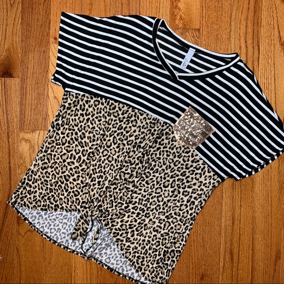 🎈✨LAST ONE!✨ The Eliza Top - Picture 5 of 9